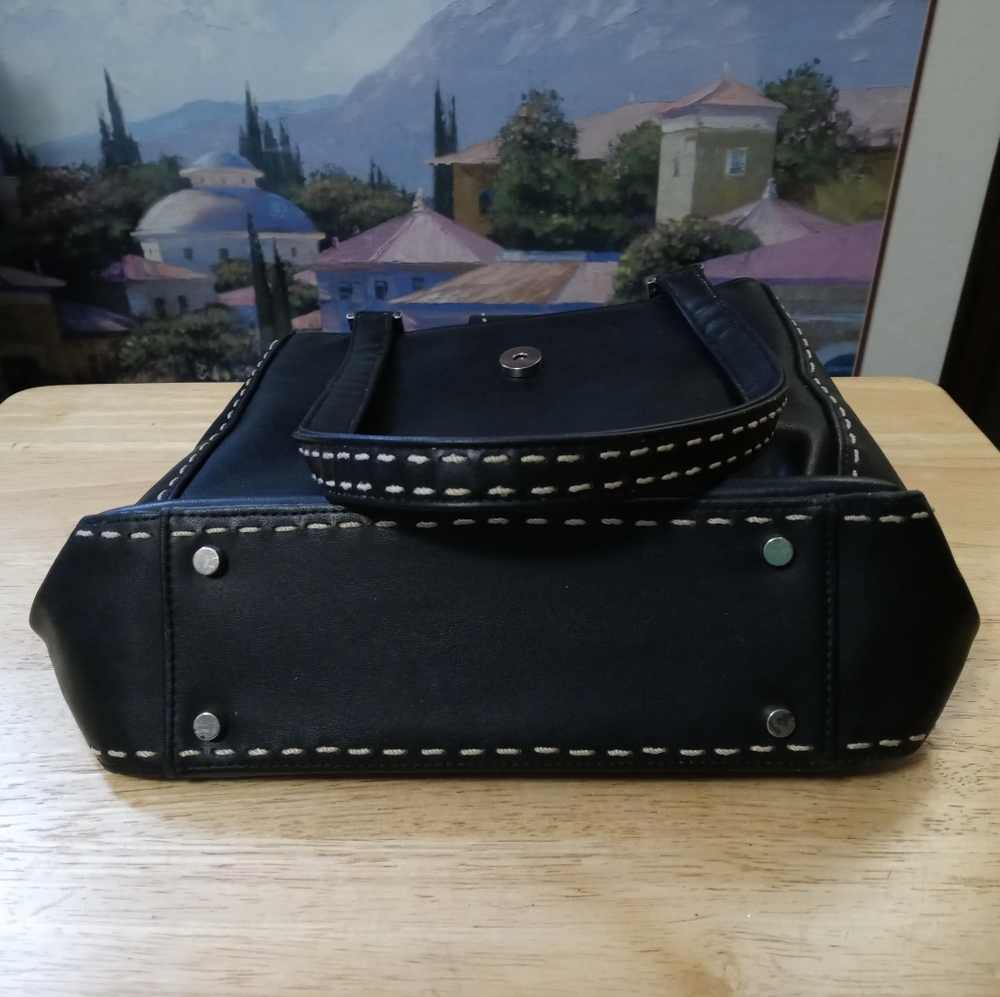 👜GUESS VINTAGE LEATHER POCKET BOOK - Picture 6 of 16